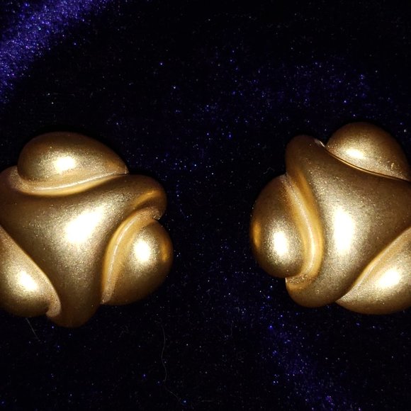 Kenneth Jay Lane - Picture 6 of 6